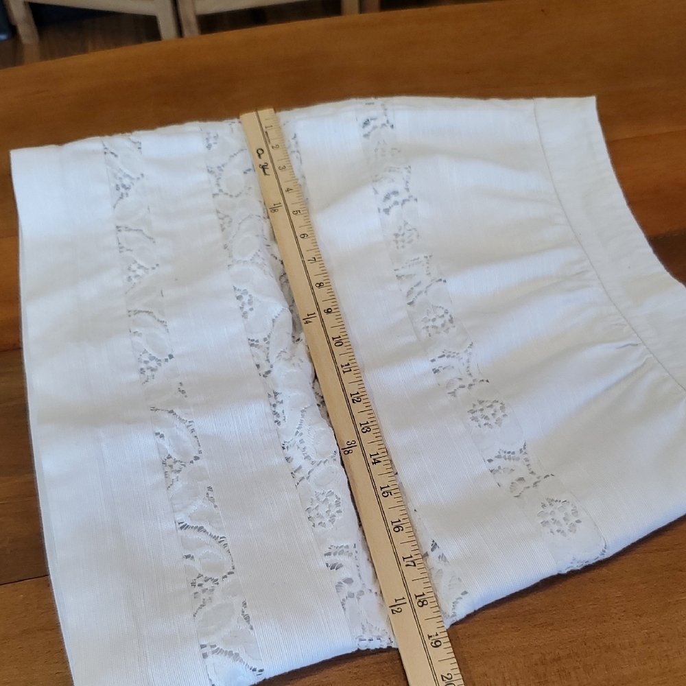 LOFT linen-look beachy mini skirt with Lace detail size 2 - Picture 9 of 11